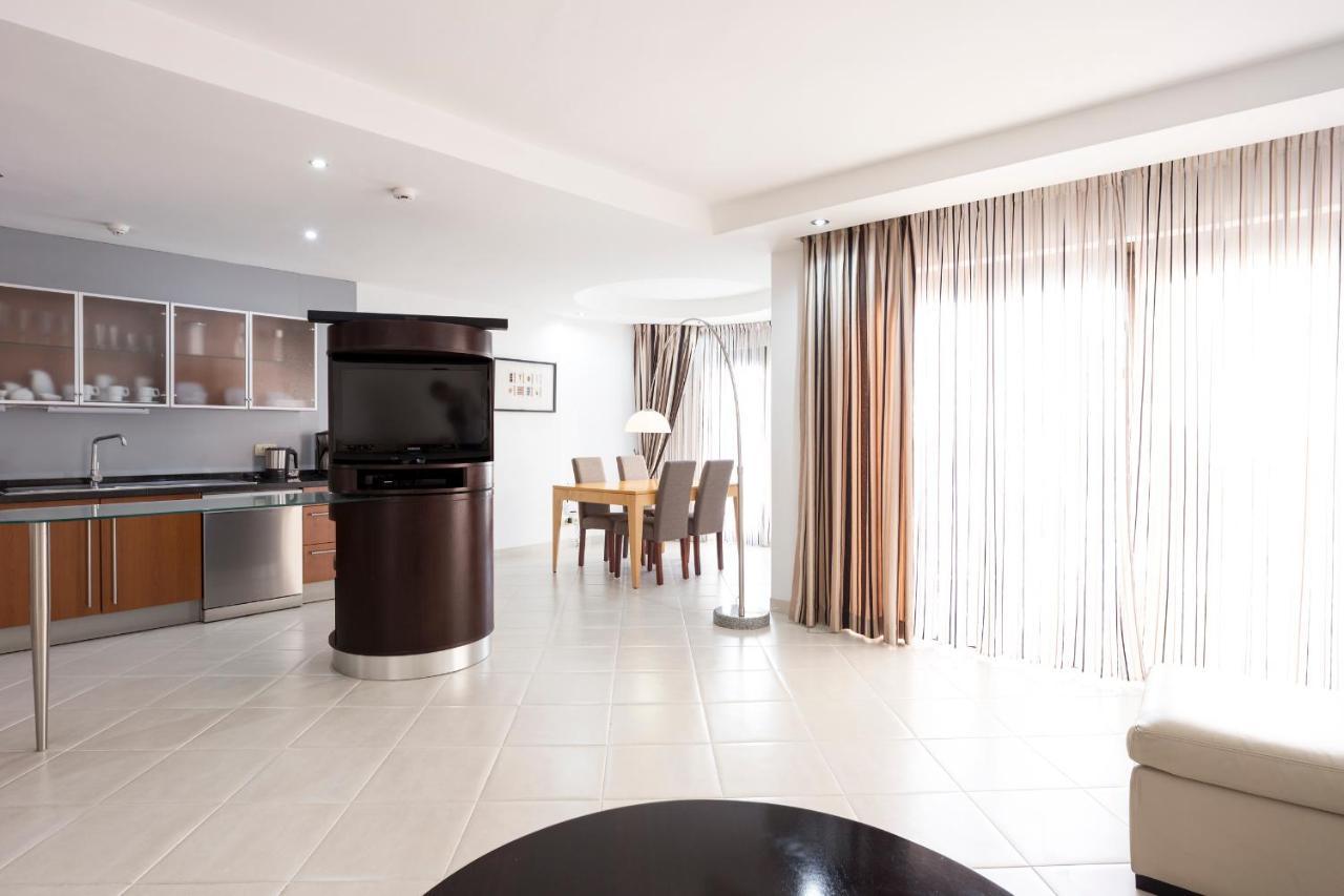 Atlas Suites Tenerife By Enjoyahome Los Cristianos  Exterior photo