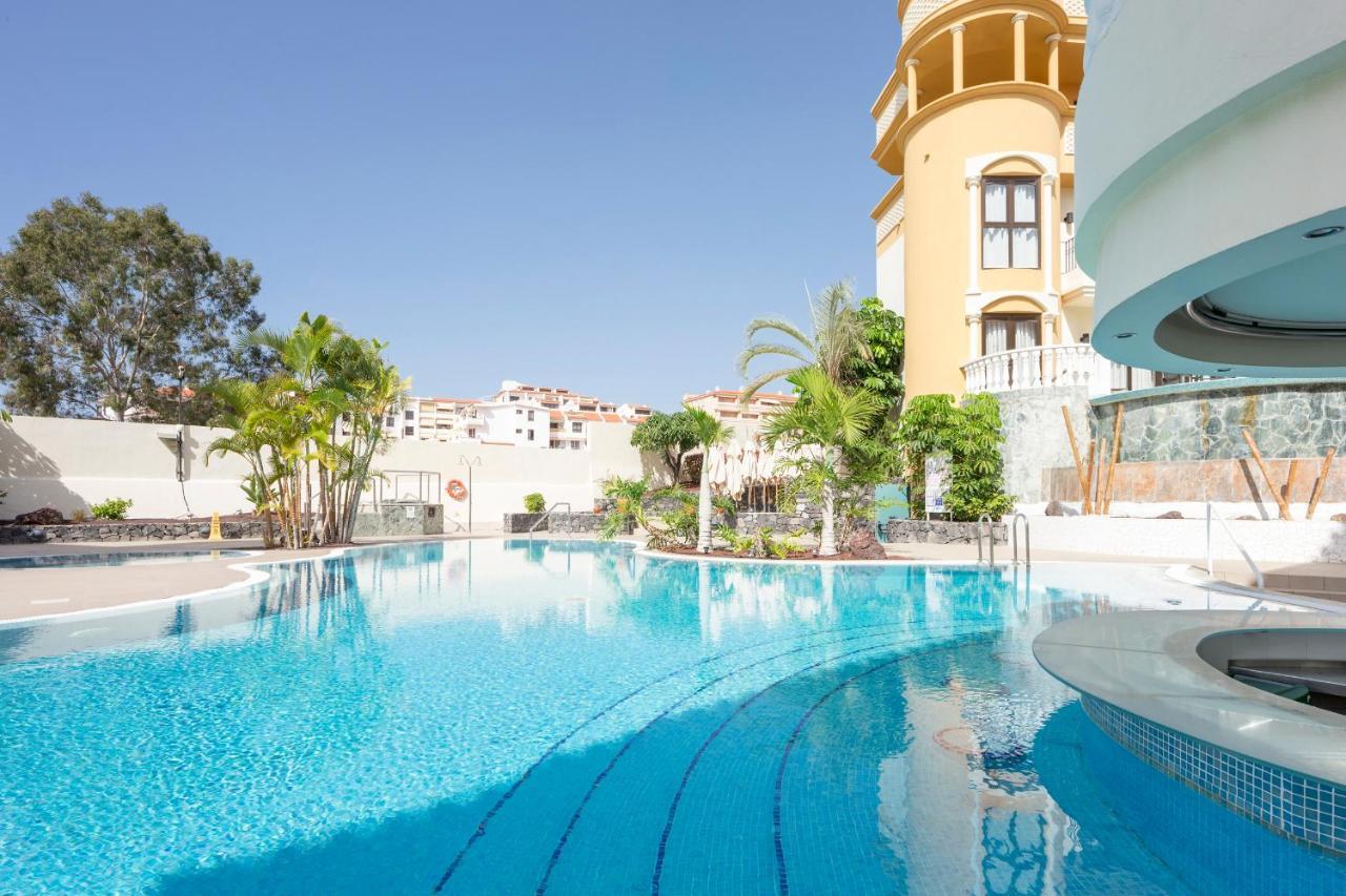 Atlas Suites Tenerife By Enjoyahome Los Cristianos  Exterior photo